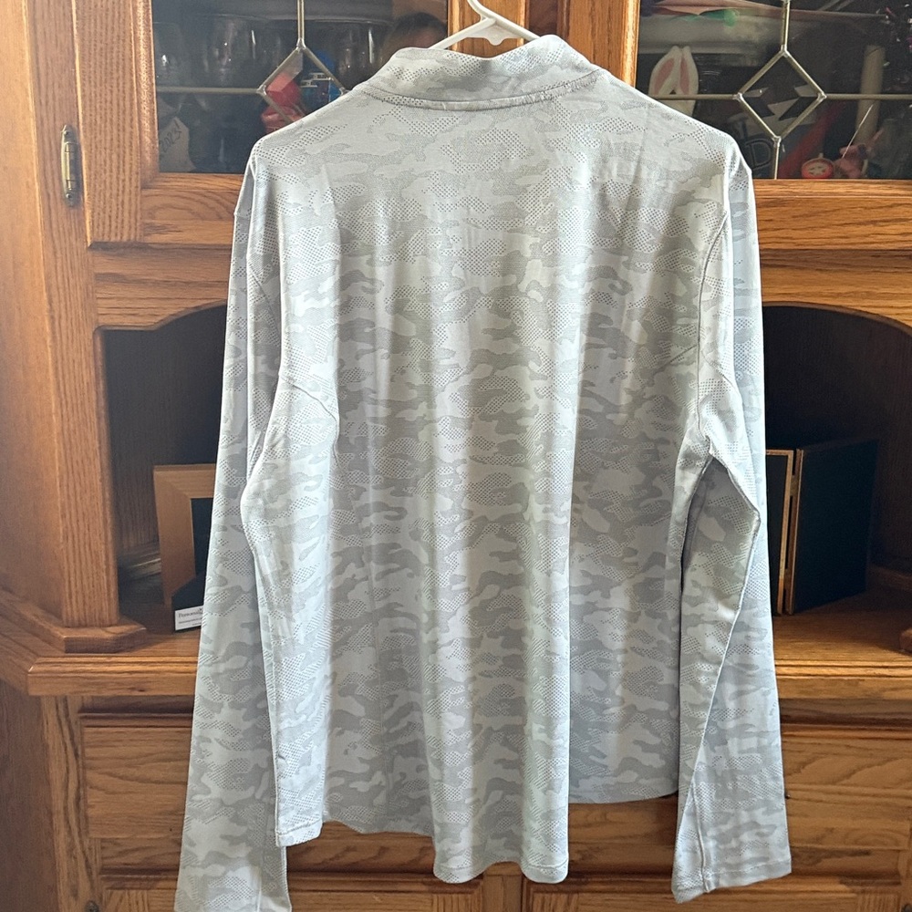 Spyder Active Gray Camo Quarter Zip Top Ladies XXL/TTG EUC - Picture 5 of 5